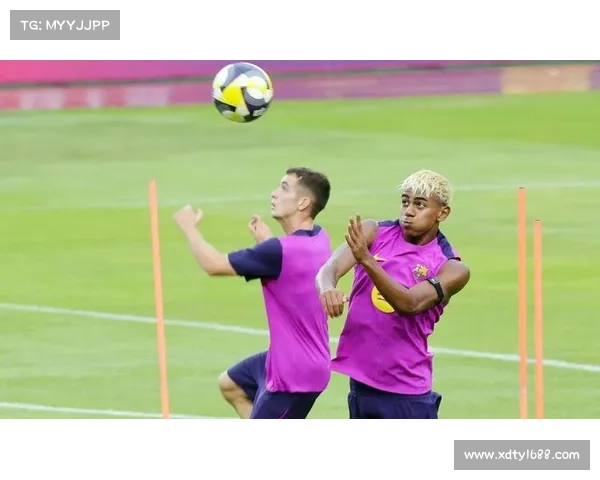 巴萨10号换位风波背后的战术调整与球队未来布局分析